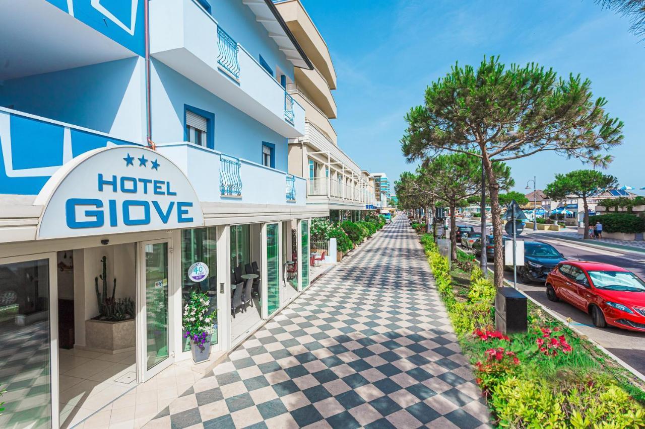 צ'סנטיקו Hotel Giove Dipendenza Hotel Fiamma מראה חיצוני תמונה