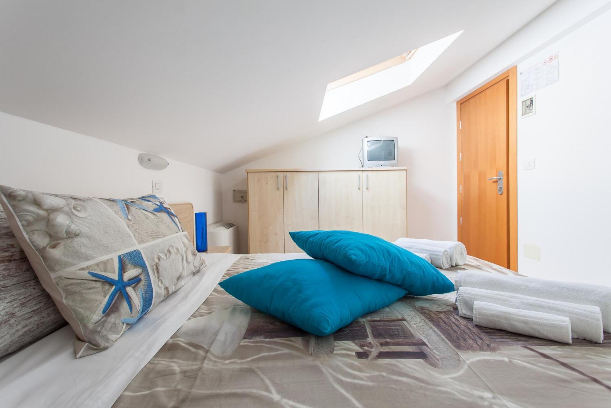 צ'סנטיקו Hotel Giove Dipendenza Hotel Fiamma חדר תמונה