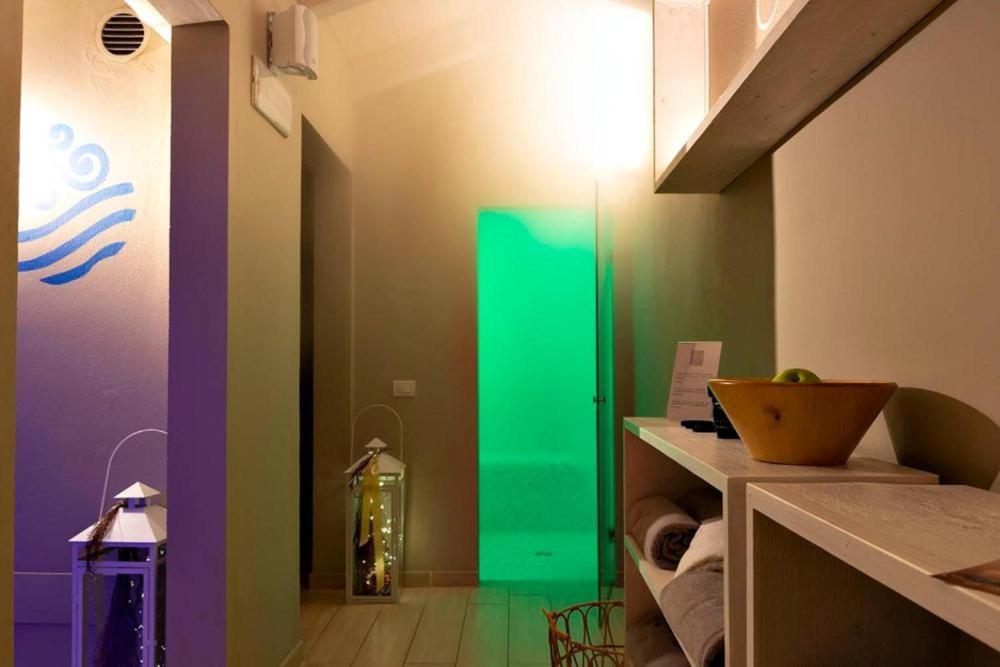 צ'סנטיקו Hotel Giove Dipendenza Hotel Fiamma מראה חיצוני תמונה